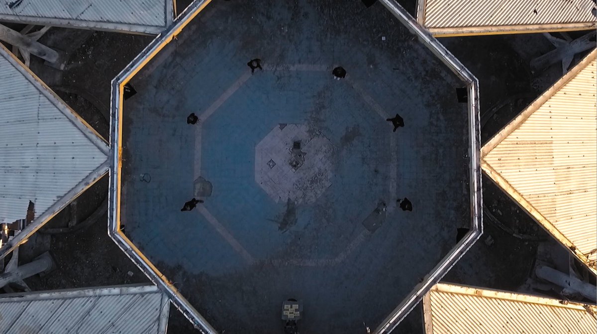 Bekijk hier de vijfde aflevering van #DeMol vier.be/video/de-mol/d…