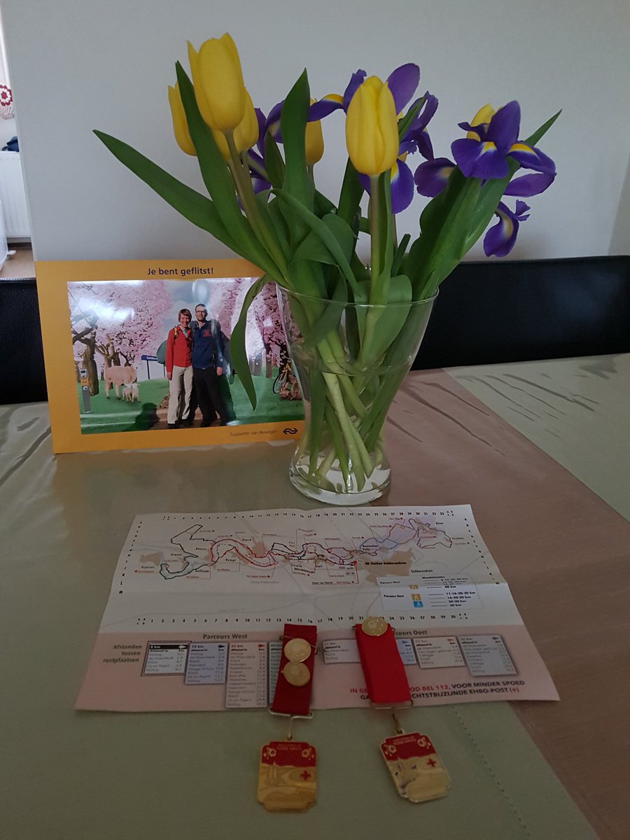 Gisteren de <a href="/Bloesemtocht/">Rode Kruis Bloesemtocht</a> gelopen. <a href="/Bloesemtocht/">Rode Kruis Bloesemtocht</a> bedankt voor de mooie tocht en goede organisatie! <a href="/NS_online/">NS online</a> Bedankt voor het warme onthaal op het station en bloemetje en wandelboekje bij vertrek.