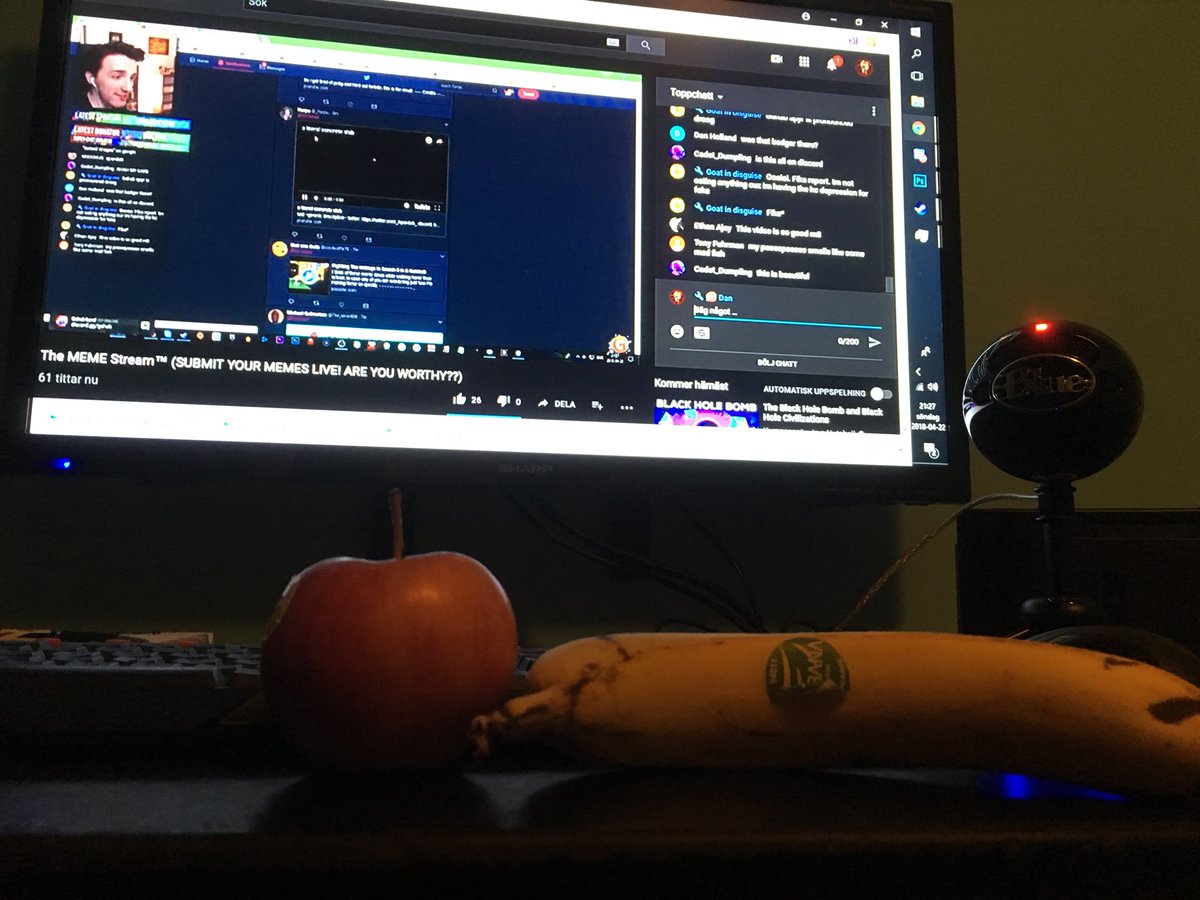 _Void2Flame's tweet photo. #FikaReport @MrGehab there you go boi, got school so cant eat heavy food https://t.co/VlepZL8NSV