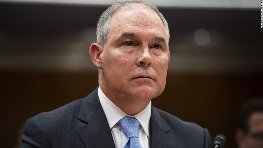 CNN's tweet photo. EPA chief Scott Pruitt met with lobbyist whose wife rented him a room https://t.co/oArZ6lsxWe https://t.co/z7v61KULoU