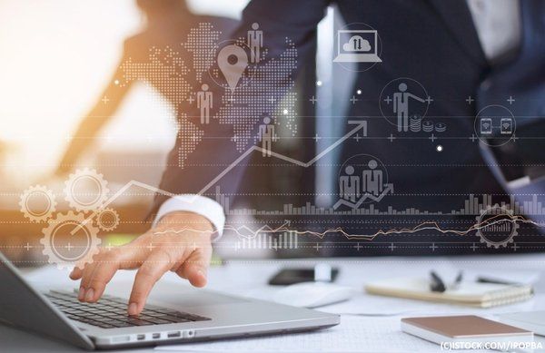 HappyAppsIO's tweet photo. How commodity trading and risk management relates to the #cloud: A guide https://t.co/Iak5C7i72Z https://t.co/leb81sqYmK