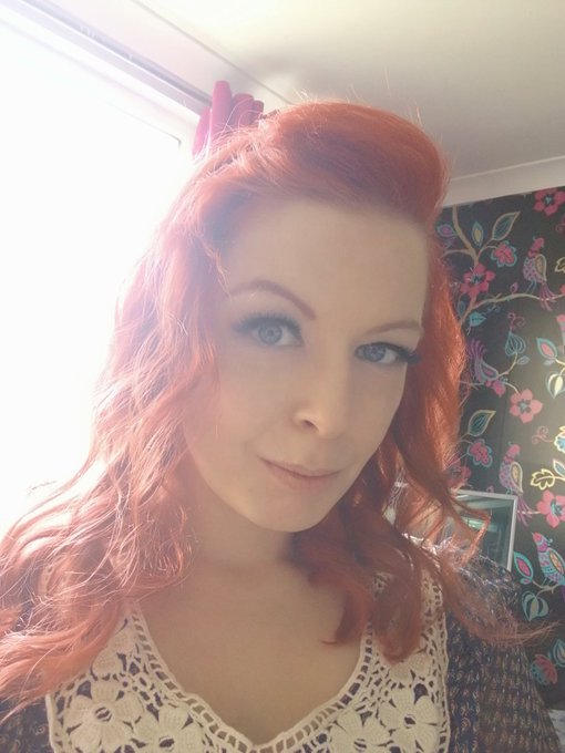 Pinup shoot today..... 😘😉😋 https://t.co/qQtQxB3xOf<a href="/tag/pridemonth"class="tags"><span>#pridemonth</span></a>