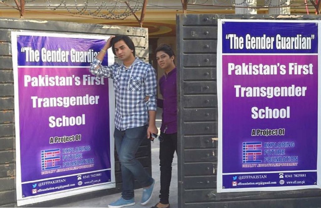 anum_07's tweet photo. #First #transgenderschool opens in #Lahore a great initiative 👏🏻👏🏻👏🏻
The Gender Guardian offers from the primary level to matriculation and then leading up to college.Students will also have the opportunity to learn cooking fashion designing etc https://t.co/rZK289Tpdk