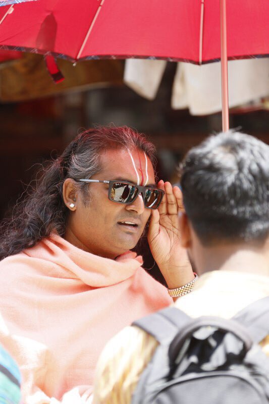 vishwananda's tweet photo. At the #Narayana #temple at #Buddha #Neelkantha https://t.co/CZESH8mQu8