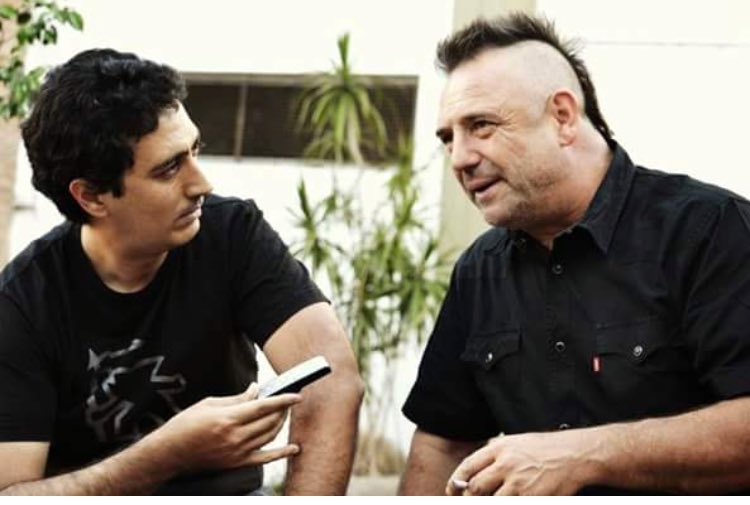 BrunoLarocca's tweet photo. El sábado 28/4 en la capacitación para estudiantes y periodistas, en la Universidad del Sur, Bahía Blanca, voy a contar la historia detrás de esta entrevista con Ricardo #Iorio que fue tapa de @mavirock en 2012. Más info e inscripción en https://t.co/WfEMa2o0gm https://t.co/NZU8AroKg8