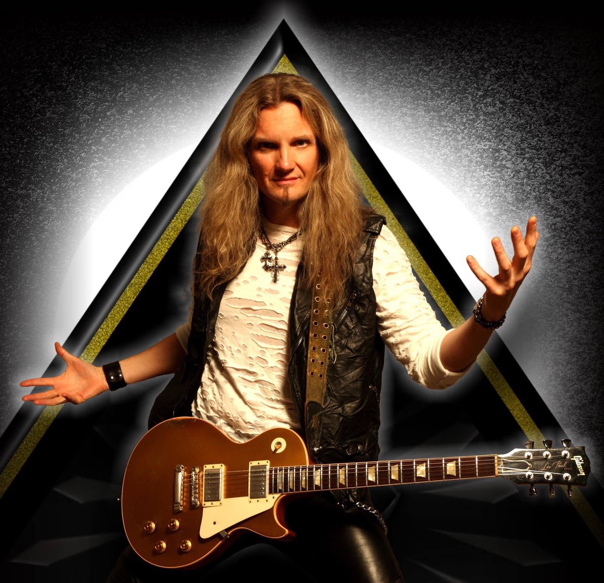 gloriadempsey1's tweet photo. Retweeted marie anna christina (@marieboscia):
Spending a relaxing Sun with this #AmazingPlaylist #Inpirational #Motivational #Nostalgic 🤗☺️💜🔥🎸@JoelHoekstra13 #DyingToLive https://t.co/nrROXrH4qy https://t.co/6JrtezbEdT
