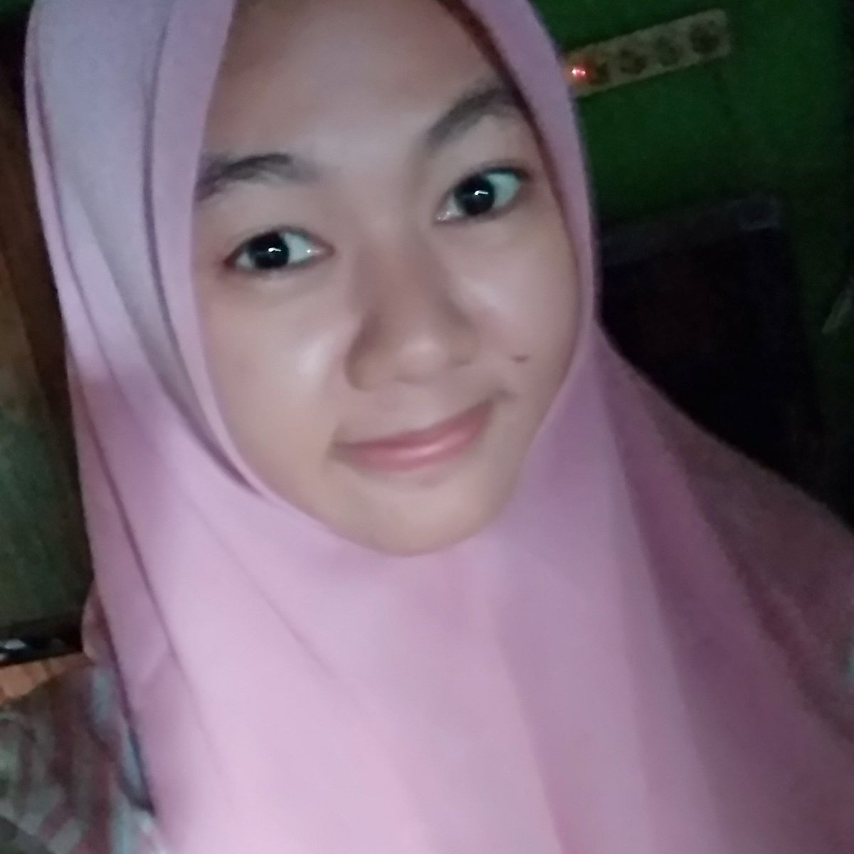 RiniOkta568's tweet photo. #FotoProfilBaru https://t.co/n643TgT1Ga