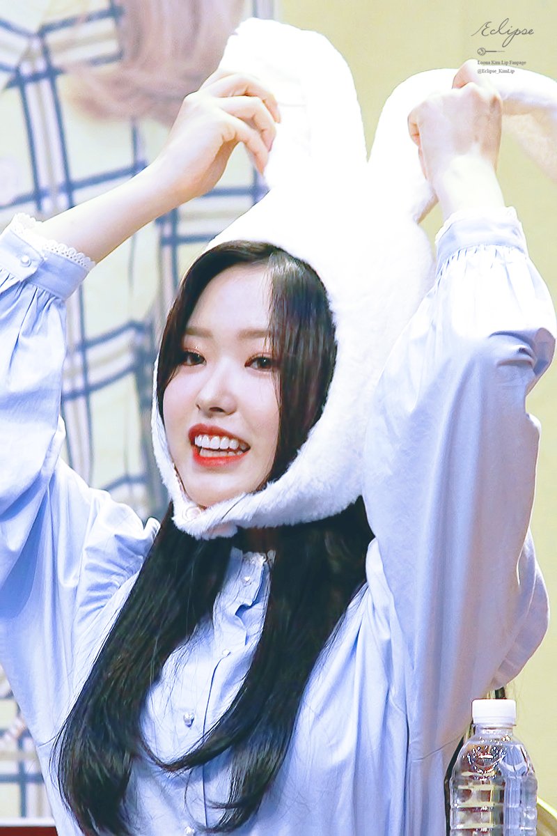 loonasource's tweet photo. #올리비아혜 - #손혜주 ⥂ #이달의소녀 ˊ˗
      ➫ eclipse ☇ 180422 ♥︎ https://t.co/qUpLqjLCjz