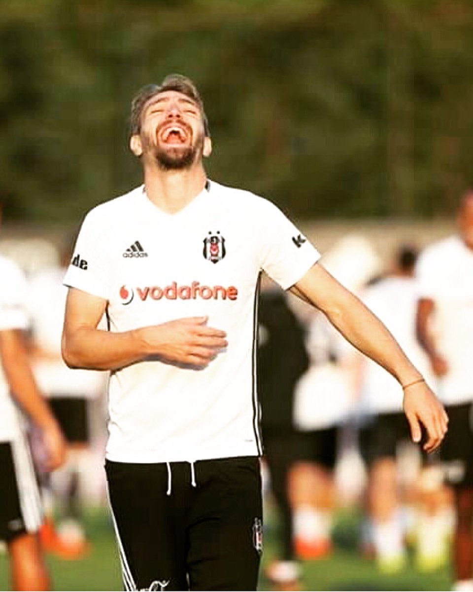 Yine Güleriz, yine geçer.. buda gelir buda geçer.. güneşli günler yakındır,bizi bekler 🦅