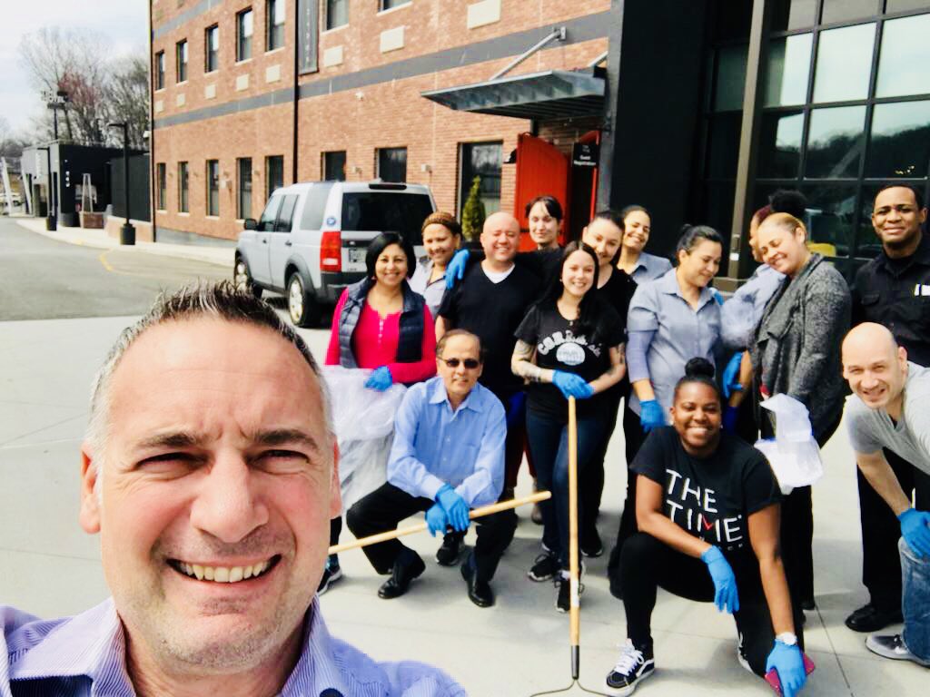 dreamhotelgroup's tweet photo. It’s #EarthDay2018 and we’re doing our part @TheTimeNyack ☀️🌿🌼🌱🌸🌎 #LifeWellTimed #DreamTeam #IDreamBecause https://t.co/Z797lROgdi