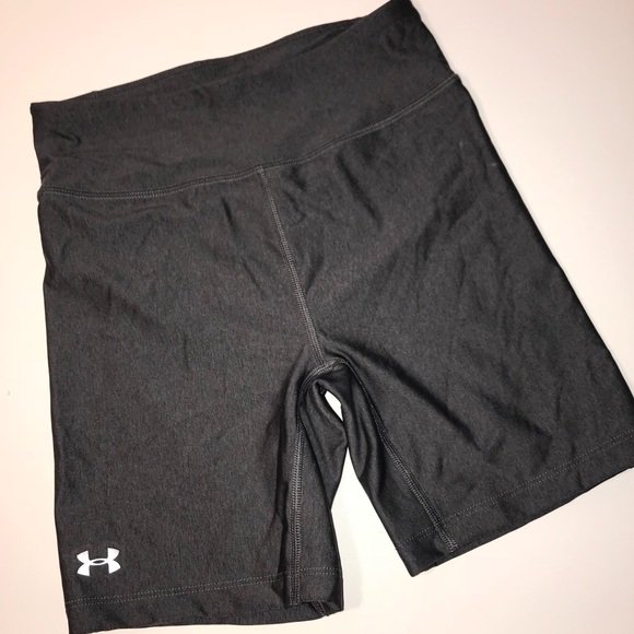 EpiphanyShop's tweet image. So good I had to share! Check out all the items I'm loving on @Poshmarkapp #poshmark #fashion #style #shopmycloset #underarmour #pinkvictoriassecret #luckybrand: bnc.lt/focc/TE3eowKDkM