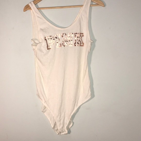 EpiphanyShop's tweet image. So good I had to share! Check out all the items I'm loving on @Poshmarkapp #poshmark #fashion #style #shopmycloset #underarmour #pinkvictoriassecret #luckybrand: bnc.lt/focc/TE3eowKDkM