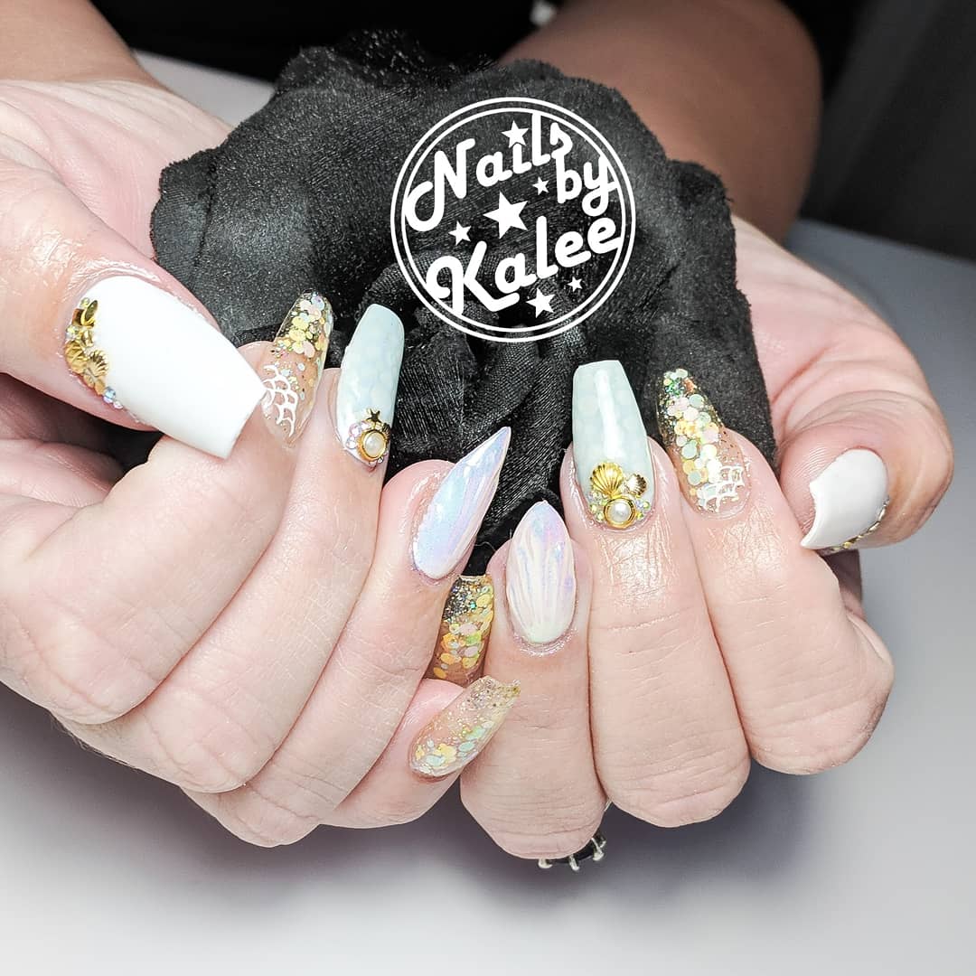 NailsByKalee's tweet photo. Vero wanted some #mermaidnails, so of course we made it happen! Thanks so much for coming!
#whitenails #glitter #mermaids #gold
#nailsbykalee #avnails #avnailtech #palmdalenails #661nails #661nailtech #quartzhillnails #lancasternails #nailart #nails #nailartist #notd https://t.co/AkRyApWdIu