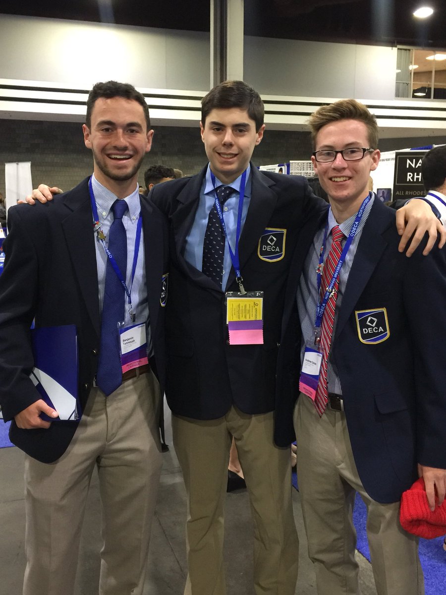 t_oliveri's tweet photo. Pic from last night’s amazing opening session and Day 1 of #ICDC competition &amp; leadership academies. @Hopedale_DECA Ss putting their best @hopedalejshs foot forward! https://t.co/mNYMfAHUm5