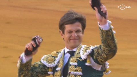 El Juli en Sevilla (16-04-2018) 1º Toro – 2 Orejas – Carrusel Taurino
pablolr89.com/el-juli-sevill… <a href="/elJuli/">El Juli</a> <a href="/pjaido/">Pedrín Sevilla</a> <a href="/isanchezmejias/">Ignacio Sánchez-Mejías</a>