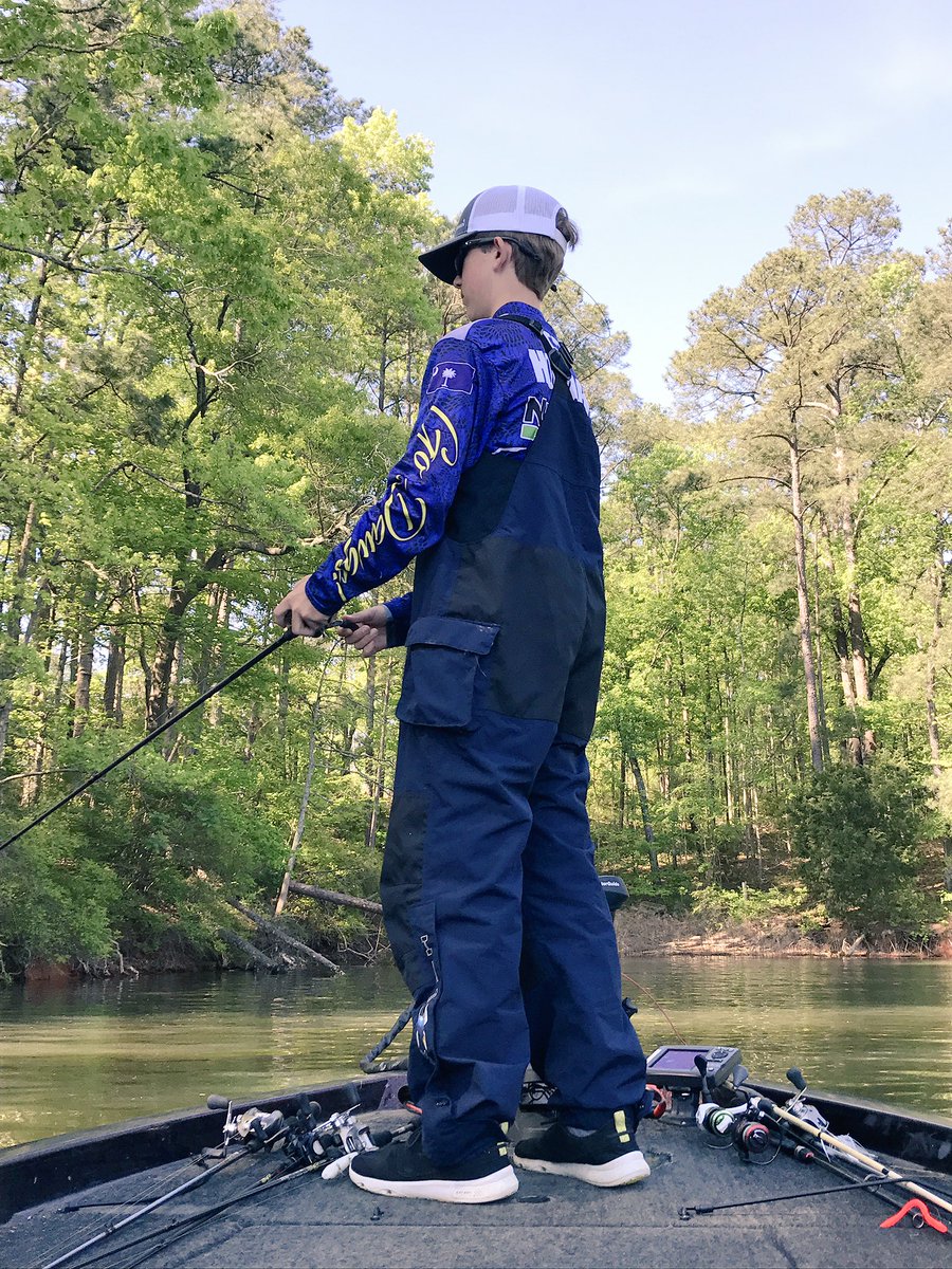 AHowardFishing's tweet photo. Grinded out a 22nd place finish on a tough day on Clark's Hill lake. Caught all my fish on a @Lews_Fishing Mach 1 combo with @BuckeyeLures spot remover and @ZOOMBaitCompany trick worm! https://t.co/G45INE06J5