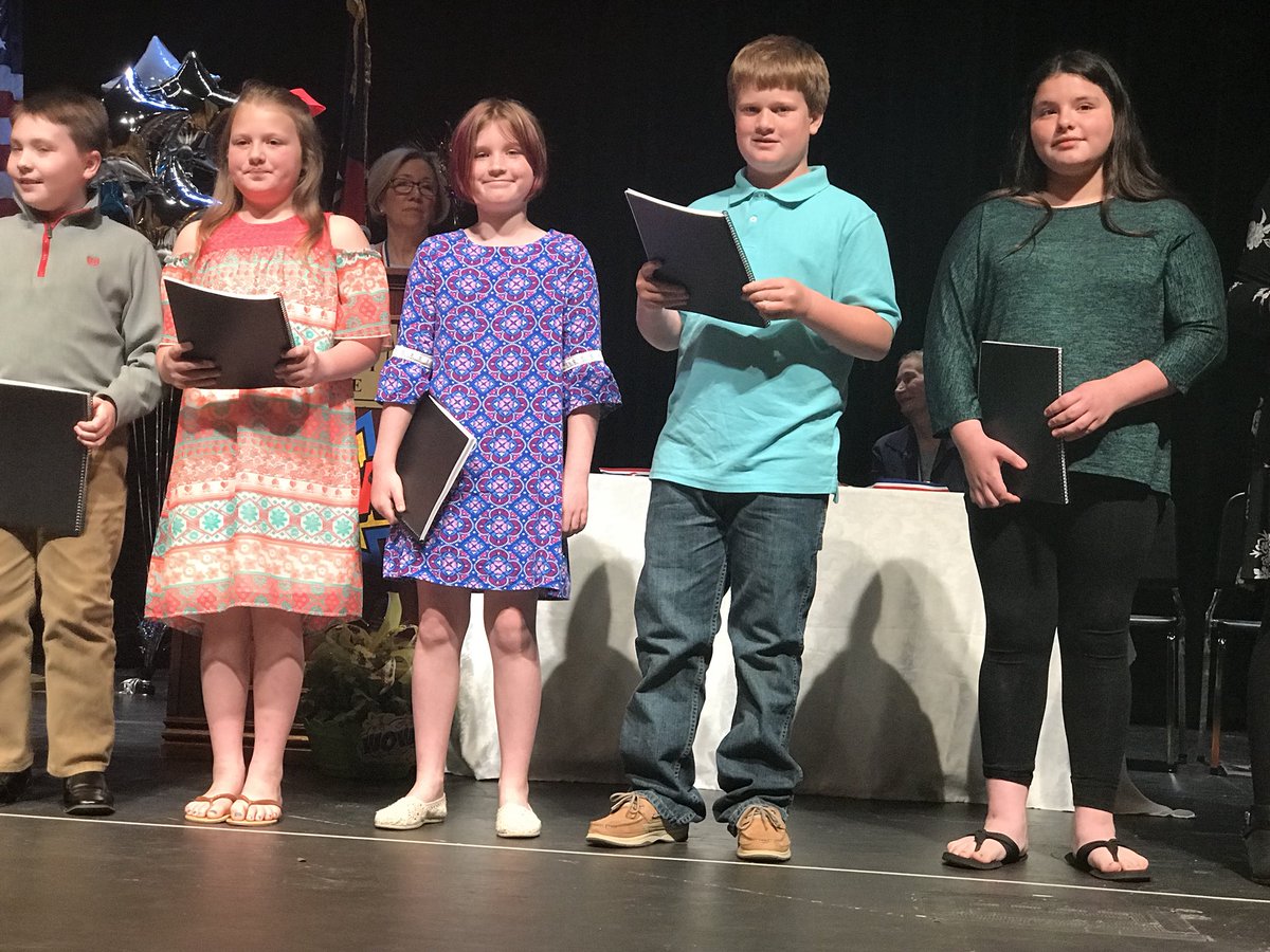 4thgradehfe's tweet photo. Young author’s ceremony! https://t.co/7NABXwcyf7