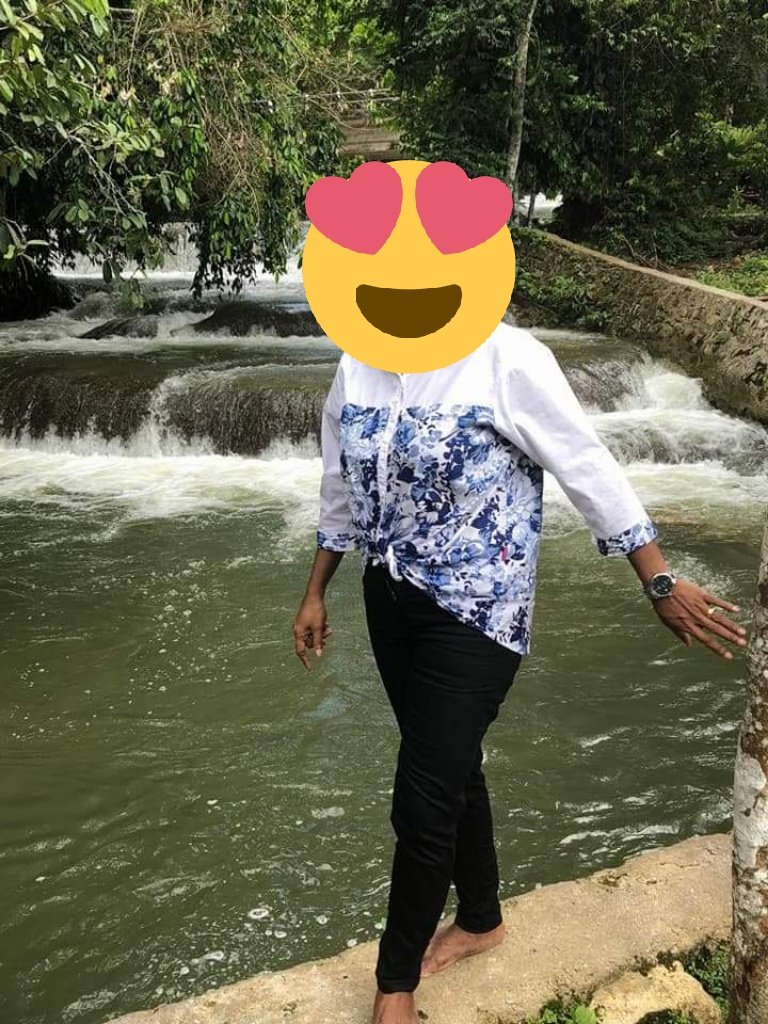 Napcuk1's tweet photo. Temani jalan mandi2 kk syg blng jilat dlu sebentar https://t.co/aNxc62uFeP