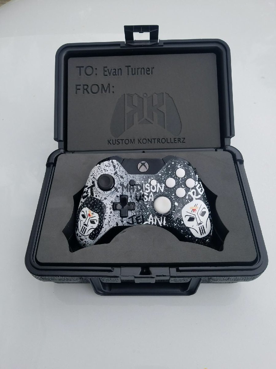 Kustom Kontrollerz™ tweet media