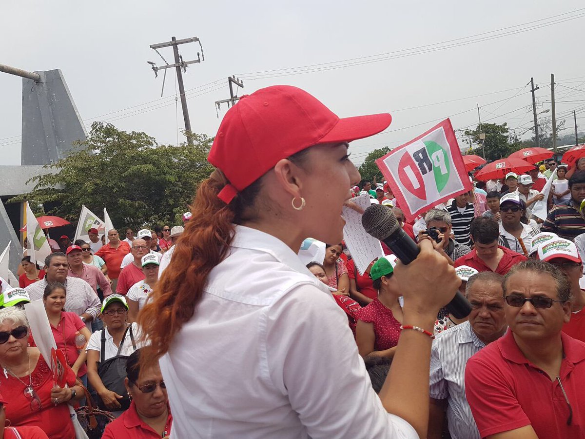 sheilaflores's tweet photo. Al lado de la familia priísta, hoy visitamos la Reserva Tarimoya. Con los mejores, trabajaremos sin cesar para construir un futuro de certidumbre para Veracruz. 
#TodosPorMéxico #HaciendoEquipo 
@JNCR2018 @mcpinete @AniluIngram @Fabiola_Balmori @ErikaAyalaR https://t.co/egmyBvelsE