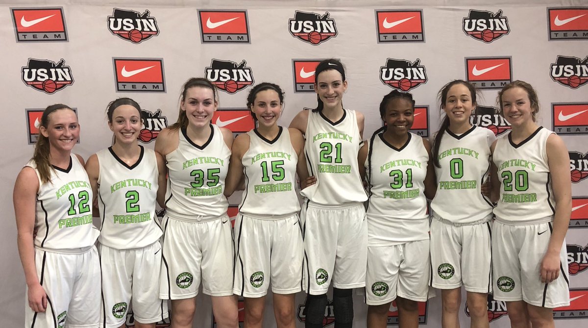 CoachToddWebb's tweet image. These ladies played their butts off this weekend! Great group to work with! @mkellione21 @bayyyyy_21 @LaurenBoblitt @maddiezane25 @ehacker20 @kekeikeard @shelbymac2000 @SSecrist_