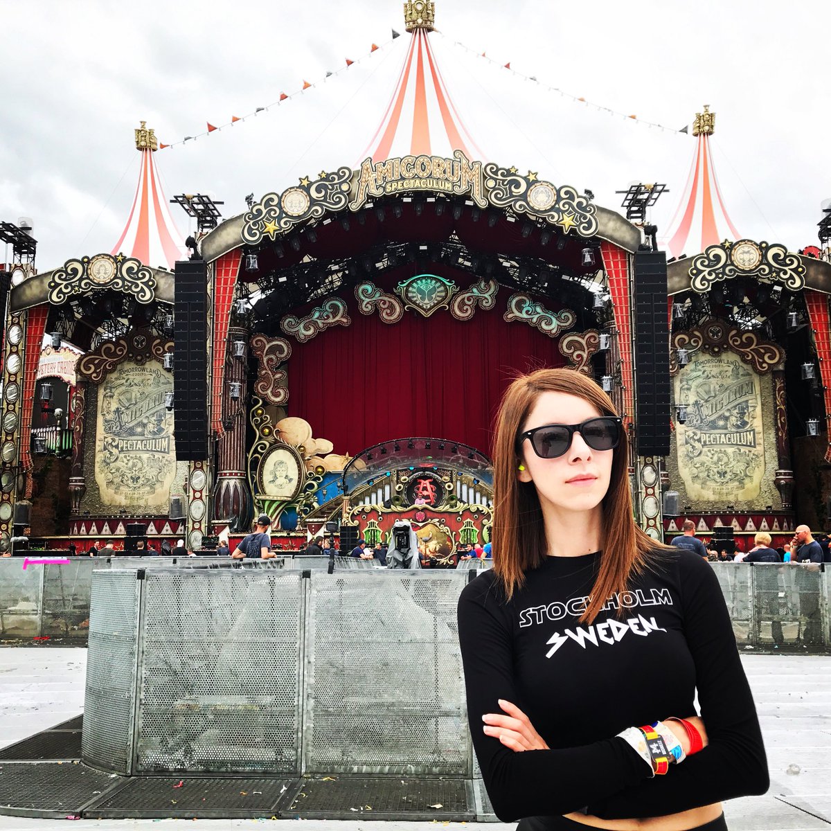 ClauJumper's tweet photo. RT
¿Listos para #TOMORROWLAND? 😎🎉
¡Hoy en @FestJumpers! Domingo 22 de abril, 6 pm por @CanalOnceTV 
✈️ #QuieroSerUnJumper ✈️ https://t.co/XdPGIopiyS