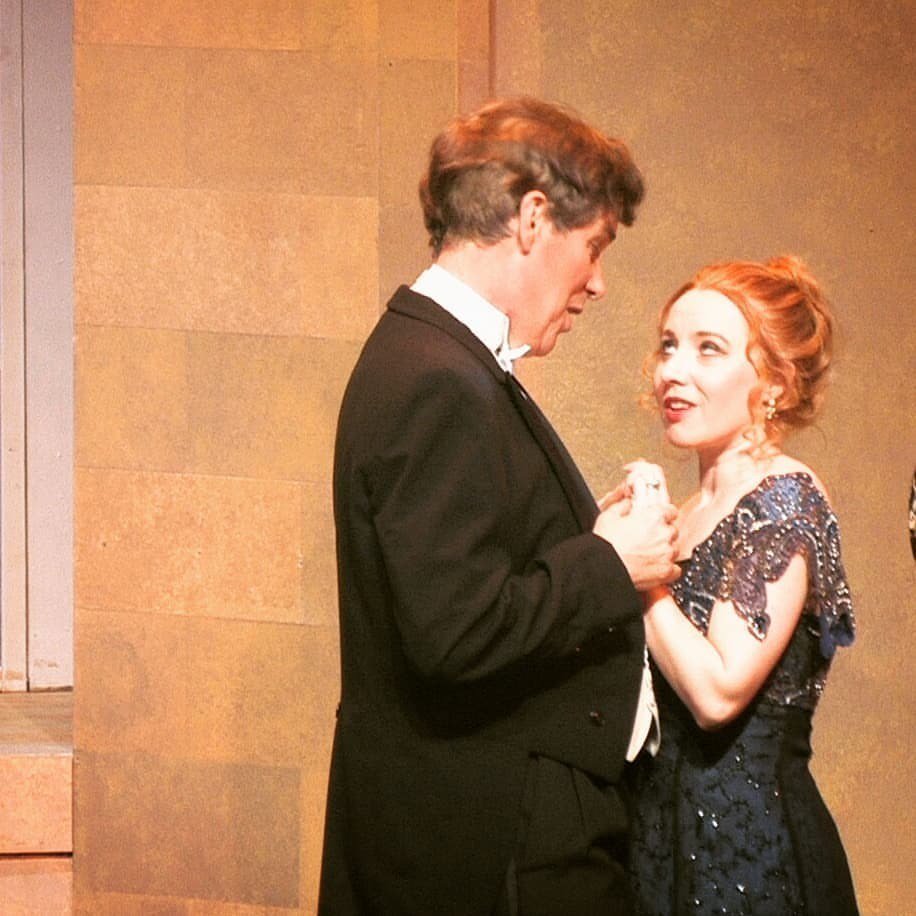 katiemalik's tweet photo. Olga Kromov making eyes at Count Danilo. Merry Widow at #tacomaopera final show at 2pm today! Wish I could take this dress home with me 😍💋 #divadress #opera #merrywidow #singerlife https://t.co/KSXEWmS3v7