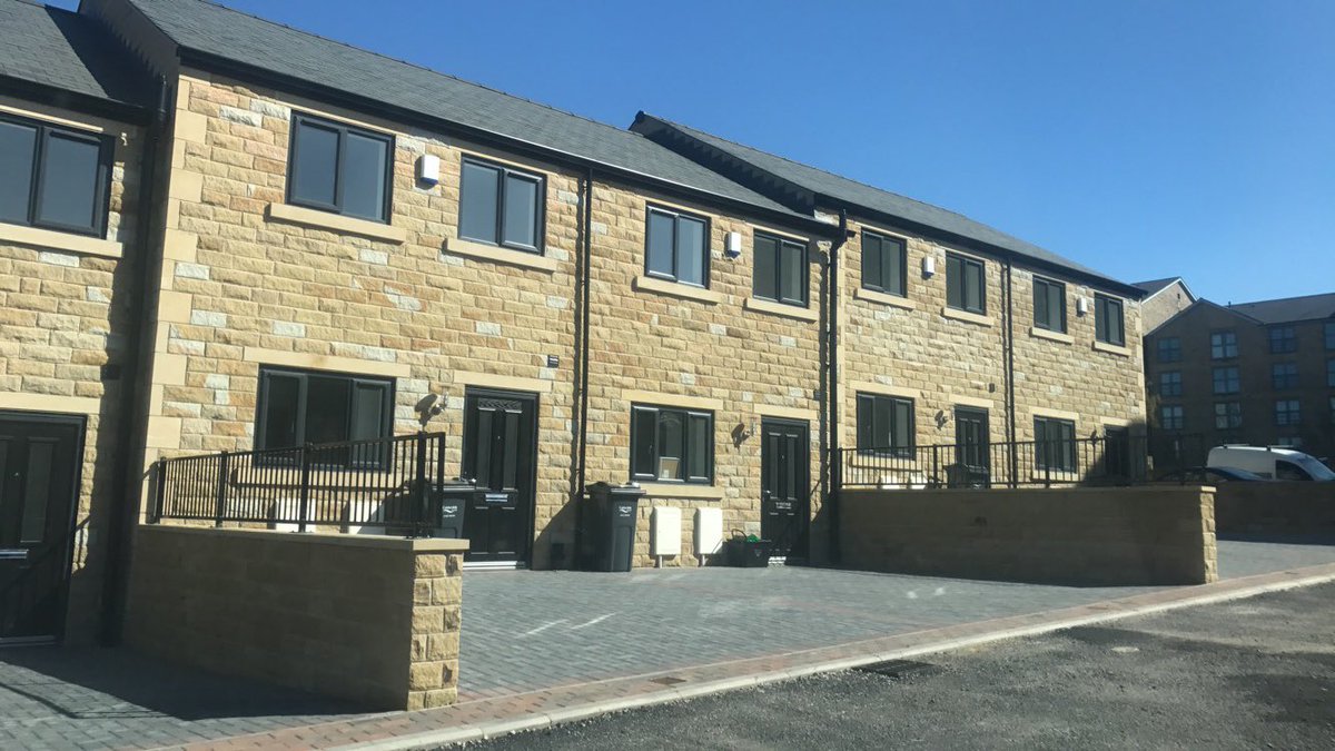 BlackshawH's tweet photo. Busy week ahead in the Blackshaw Office. Starting with another move in at Elland tomorrow morning 🏡 https://t.co/hOgF3kSQEj