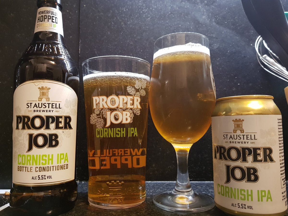 CCartwright1984's tweet photo. @banksiemagic @BownessBayBrews @Hardknott @WeAreBeerwolf @IlsonBeer @stoutwhisperer @shooun @Ubi1kanobe @Lakes_and_Ale @RealBMaxwell @IanStew55902399 @ThingsByNik Having a bit of a Back to Back tasting tonight. @Properjob bottle vs #ProperCans subtle differences  between the two. I prefer carbonation of can and sweeter pineapple notes but bottle has a more complex bitter grapefruity taste. Either way they are both epic beers 👍🍻🍻 https://t.co/ccPVFy2xtj