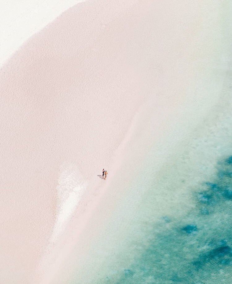 FitandFlyGirl's tweet photo. Happy Earth Day! What a beautiful world. Get out there and explore it. #HappyEarthDay #EarthDay2018 #EarthDay #travel https://t.co/ZZkbiRkJpz
