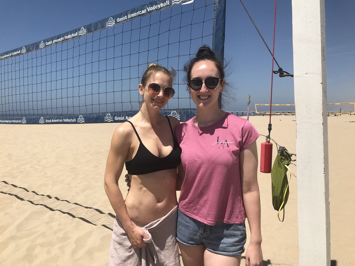 Aj Cook News On Twitter A Fan Met Ajcookofficial Https T Co Cko4dyc2er Https T Co Sacg0kpcvr