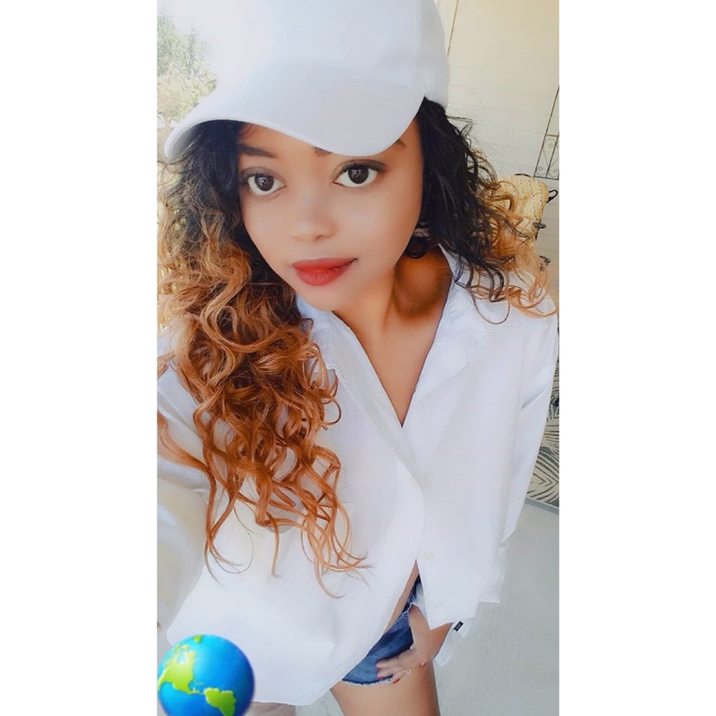 SimmonsKindra's tweet photo. Happy Earth Day!!!🌎🌍🌏-Let’s all do the best we can to keep this planet fit for years to come!💪🏽 #SwipeMe https://t.co/RmQLIOFOHE