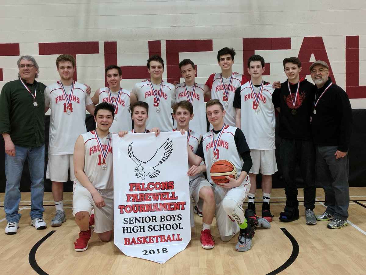 MrODea135's tweet photo. Congrats to the Senior Boys Basketball team who won the Falcon Farewell tournament! An awesome finals - incredibly close game! Went right down to the last seconds. Congrats guys! 🏀 🏆 🥇 @HolySpiritHS @HSH_PE_Dept @HSFalconHockey https://t.co/Y4SVSAHNm6