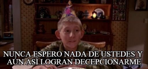 DamarisFany's tweet photo. Todos viendo el #DebateINE https://t.co/uhD7TMNqOo