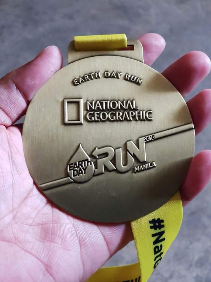 Ivan_Rave2's tweet photo. That in all things, God may be glorified ❤
National Geographic Earth Day Run 2018 #NatGeoRun2018
First half marathon medal🎉❤🔥 https://t.co/ol5mExE3G2