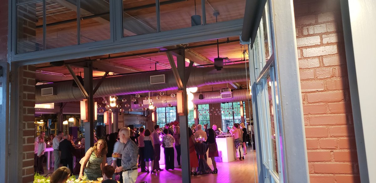 MelMoPo's tweet photo. Fantastic cocktails and great food tonight .@TasteTheEvent .@MandolinNC .@TOPOdistillery .@AlleyTwentySix .@BedlamVodka .@durhamdistiller https://t.co/UIzrIYHAfI