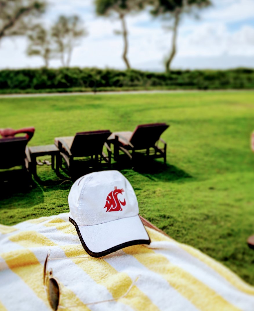 Bsalt20's tweet photo. @herculesuluao50 
Go Cougs! Go Maui! https://t.co/jXygisGQtP