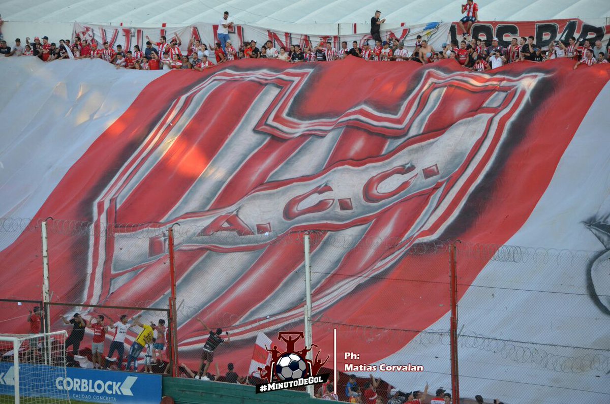 MinutodeGolOK's tweet photo. "EL FACHA SIEMPRE ESTÁ"

#Instituto empató hoy frente a #Agropecuario en el Monumental de Alta Córdoba. Lo perdía por el gol tempranero de Barinaga pero el "Facha" Castelli puso el 1-1 definitivo en tiempo de descuento. La Gloria sigue en zona de Reducido. 💪🔴⚪ https://t.co/CDK3flfBXi