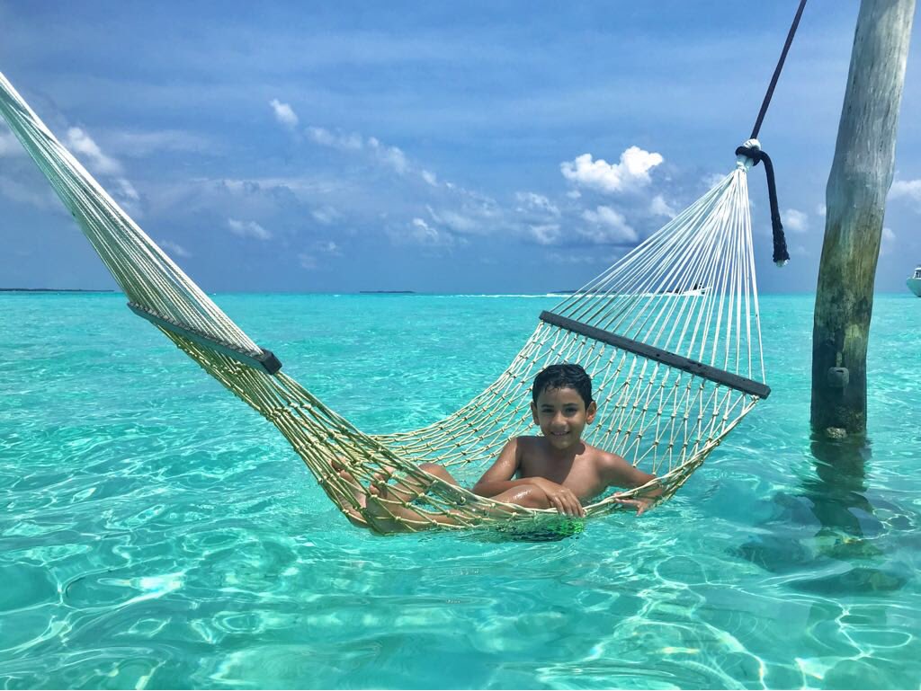 DadlaniAbhishek's tweet photo. Our superstar getting a tan at #sonevajani #youngtraveler #likefatherlikeson #traveladdict #lushescapes https://t.co/bRA8bQgCqw