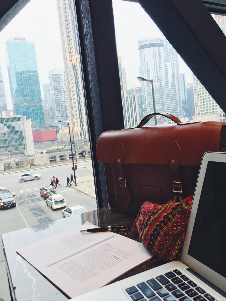 DMGretch's tweet photo. Had quite the meeting today! Everything went wonderfully! #ChicagoFaithful #contract #Waitforit https://t.co/PRMZGrLO6G