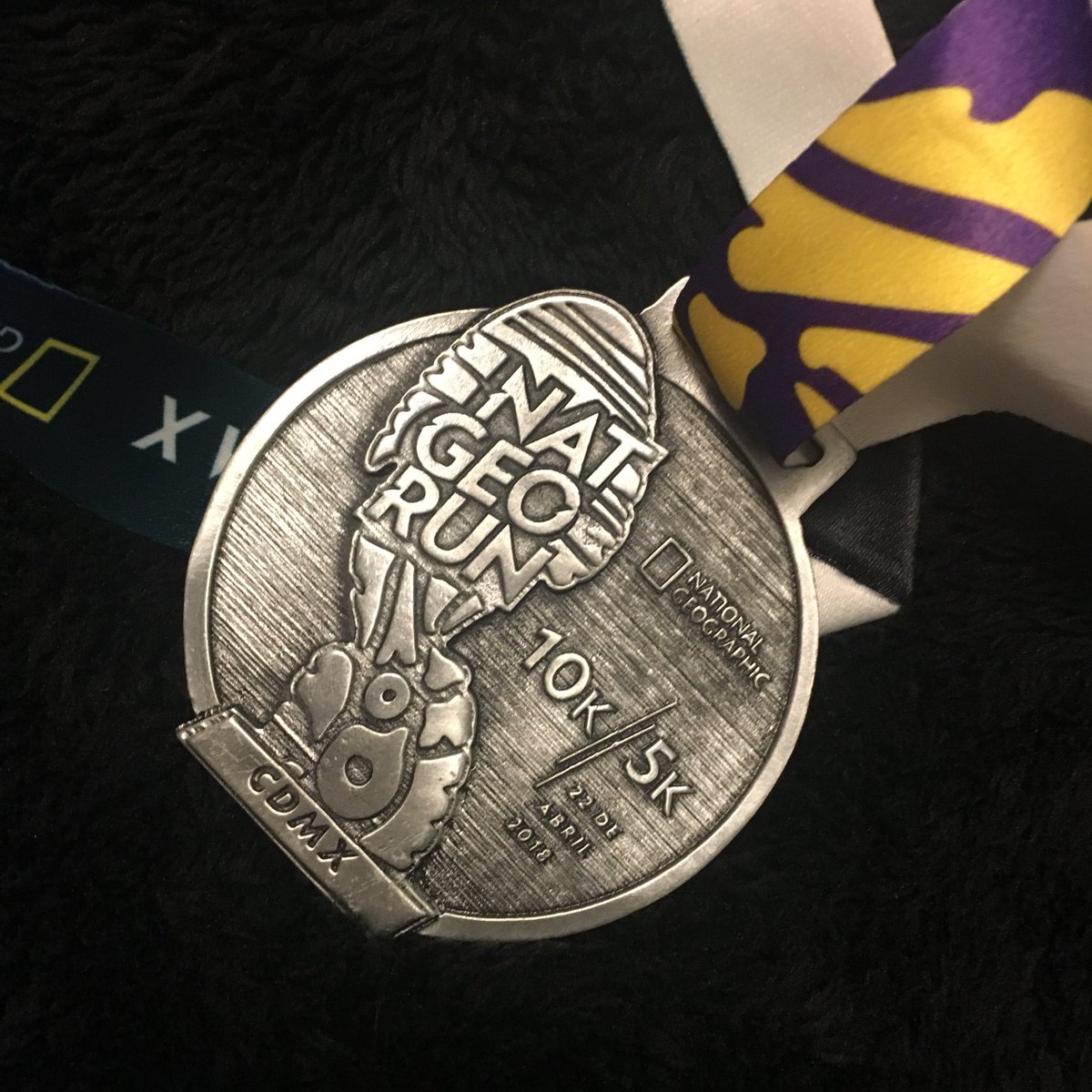 KatLaMaat's tweet photo. Nuestro increíble hogar, hay que cuidarlo, es parte de nosotros y somos parte de el.
Feliz #DiaDeLaTerra #YoElegíCorrer #NatGeoRun2018 #CDMX https://t.co/tu6cXL59vQ