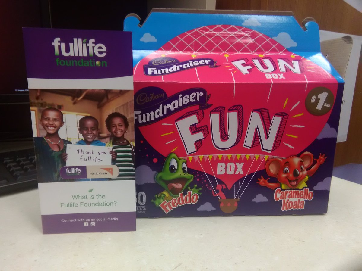 guapsgc's tweet photo. Good morning everyone! Feeling the need for a boost after exams or assignments? Have a #dollar? As part of #charitycup #guapsgc are doing #chocolate fundraising so get out your loose change! Freddos- milk, white, mint, strawberry and popping, Caramellos too! https://t.co/lUU9mD0CTp