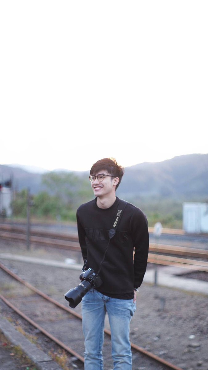 kaboot_'s tweet photo. สำหรับวันนี้ #เด็กเฮียเต ขอนำภาพมาปาใส่ทุกคนแต่เช้าเลยค่ะ จะได้มี wallpaper ไปอวดเพื่อน ว่า " อ้อ แฟนกุเอง " 555 #tawan_v #KissMeAgain #เตนิว #พีทเก้า https://t.co/107M7sIUJc