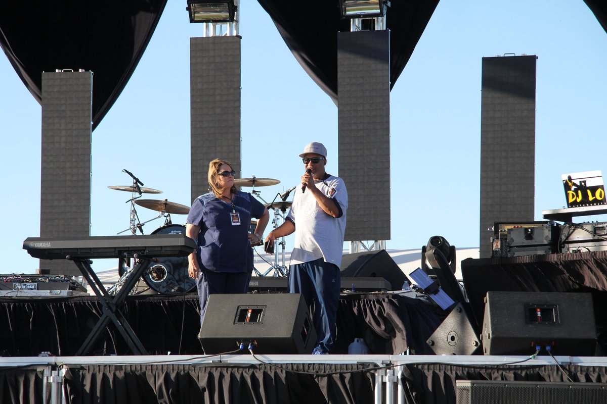 MaricopaMusFest's tweet photo. 2018 Maricopa Music Fest Sound Check..
#metropcs #pepsi #dbm #copatv #mega104 #littlecesarspizza #aarons https://t.co/99Ab5EKmcV