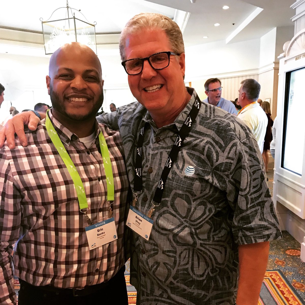 EricBanks1FL's tweet photo. Myself and @brianjshay 😁 #Summit2017 @AmyIvey_ARSM @CristySwink @ATTWinterHaven1 https://t.co/4px1pNVjMd