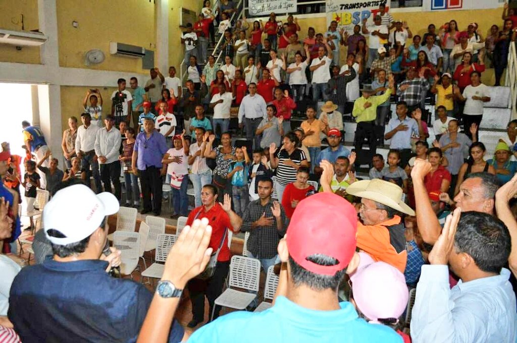 josemvasquez's tweet photo. Santa María de Ipire se juramentó rumbo a la victoria del 20 de Mayo

#TodosConMaduro

@NicolasMaduro https://t.co/2lOJYDnJzb