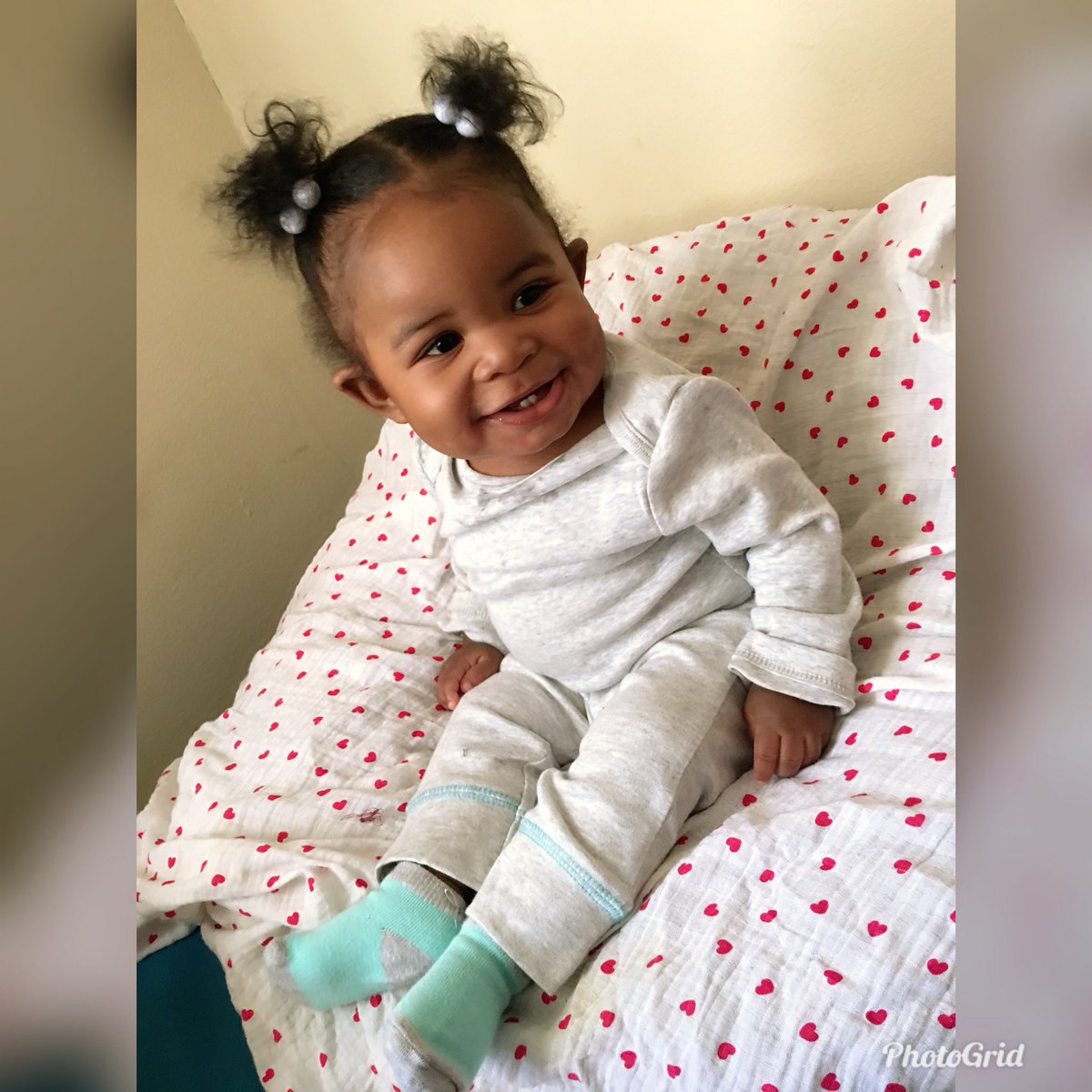 _ahseee's tweet photo. My world , my favorite girl💎 #daughter https://t.co/3zzboDXIps