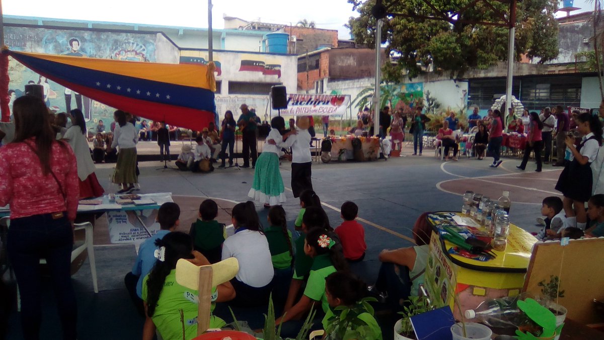 ner_359's tweet photo. #Conucoescolar circuito 29 @01Ptmstachira @ZonaEducTachira @MPPEDUCACION @charlychaves @clifpsc @joandues https://t.co/cZTDXGEAEo