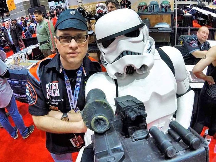 Stormtrooper selfie time with the <a href="/501stLegion/">501st Legion</a> LCO! #C2E2 #StarWars #501st #MWG #BadGuysDoingGood #VadersFist