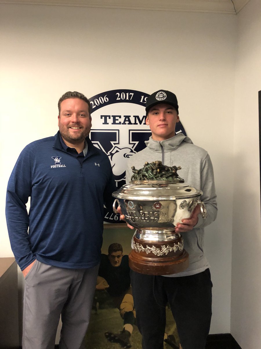 Satchernicolas's tweet photo. Had an amazing visit with the Yale coaching staff @TonyRenoYale @CerinsMatt and @Yale_Football. Great Spring Visit and Showcase, I look forward to the future. #2019QB https://t.co/h790muc3EB
